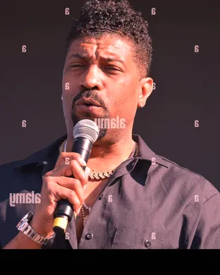Deon Cole Highland