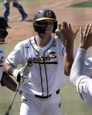 Long Beach State Dirtbags Long Beach