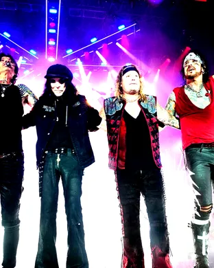 Motley Crue Long Beach