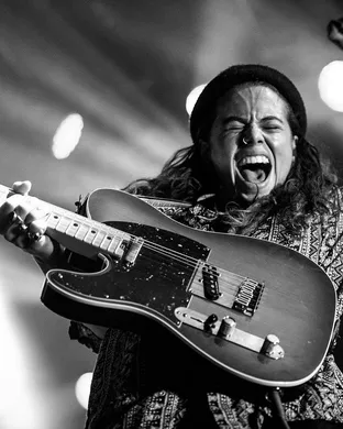 Tash Sultana Riverside